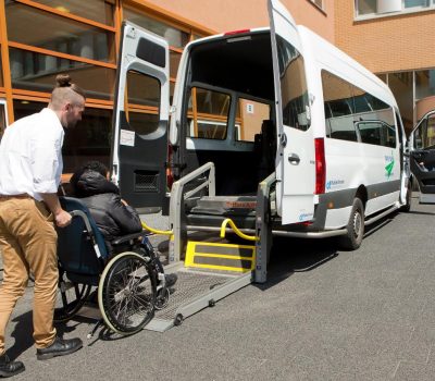 zittend-ziekenvervoer